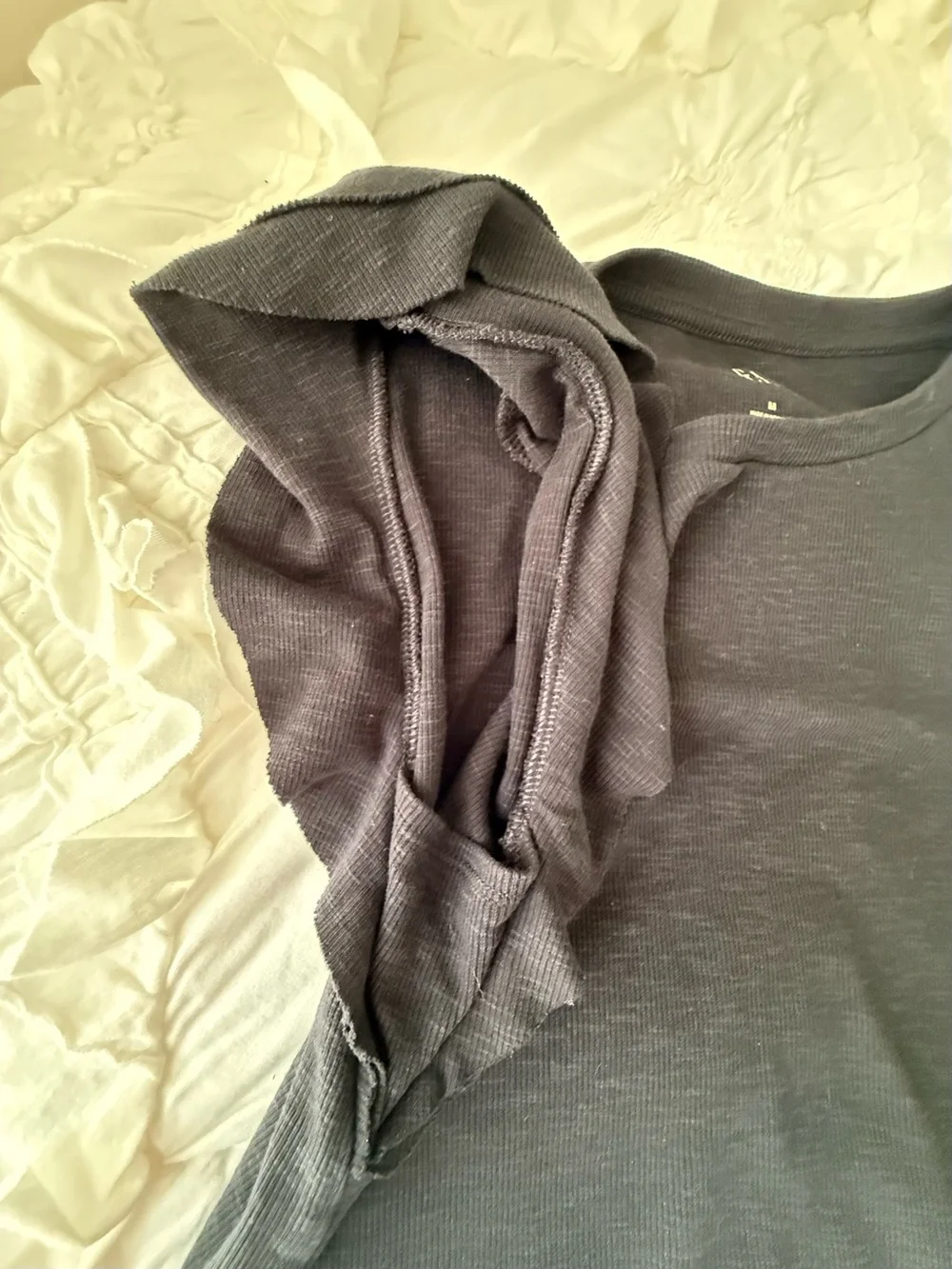 GAP Black Ruffle Sleeve Short-Sleeve Tee - Picture 5 of 7
